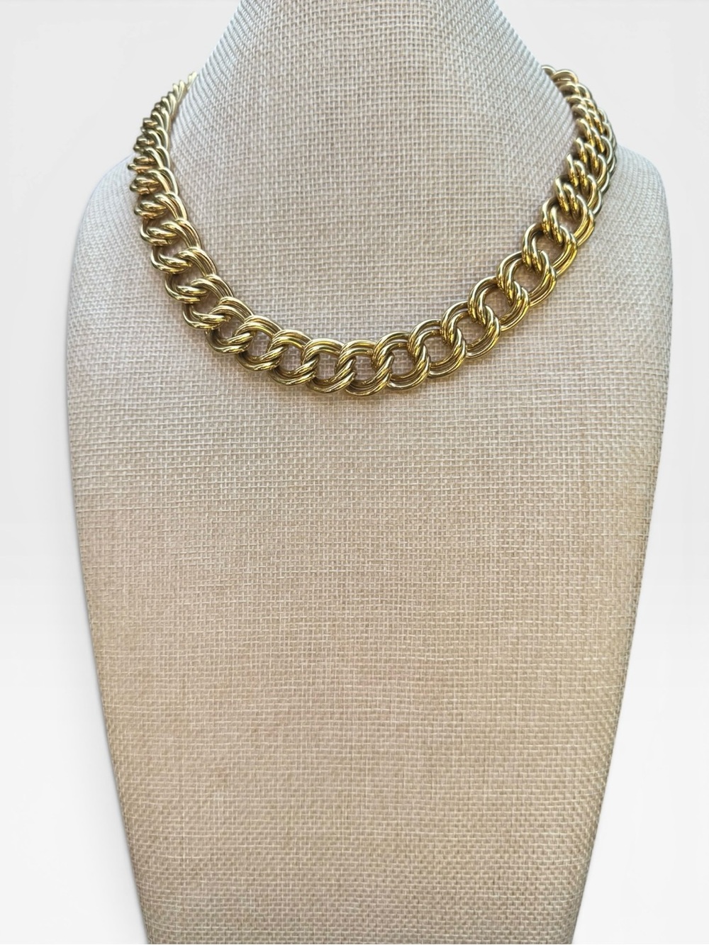 GIVENCHY Vintage Gold Chunky Curb Chain Necklace - Picture 3 of 8